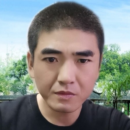 阳光帅气的第一张照片--荆州中老年相亲网