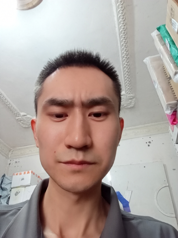 西门吹雪的第二张照片--荆州中老年相亲网